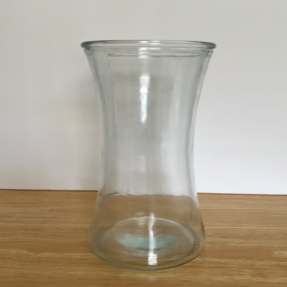Glass Vase - Picture 6 of 8